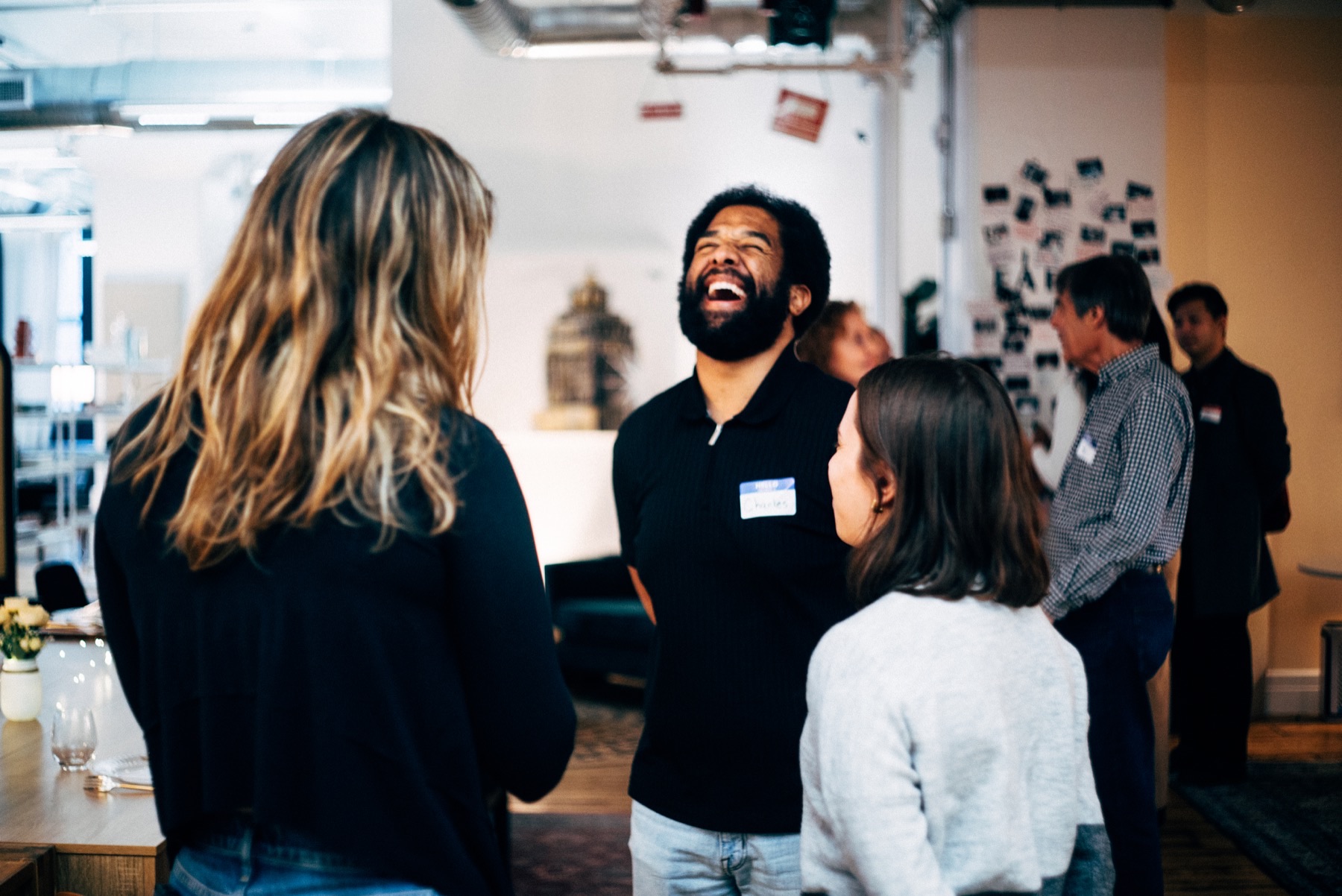 A room built around shared flavor and easy conversation.
